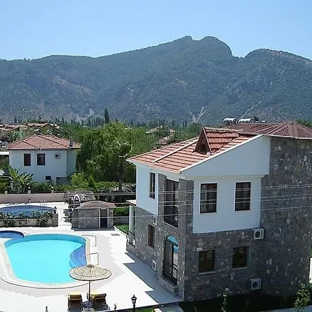 Iztuzu Apart&villas داليان
